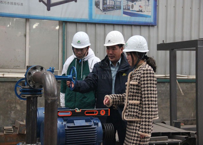 專家蒞臨指導土壤修復技術 專家蒞臨指導土壤修復技術