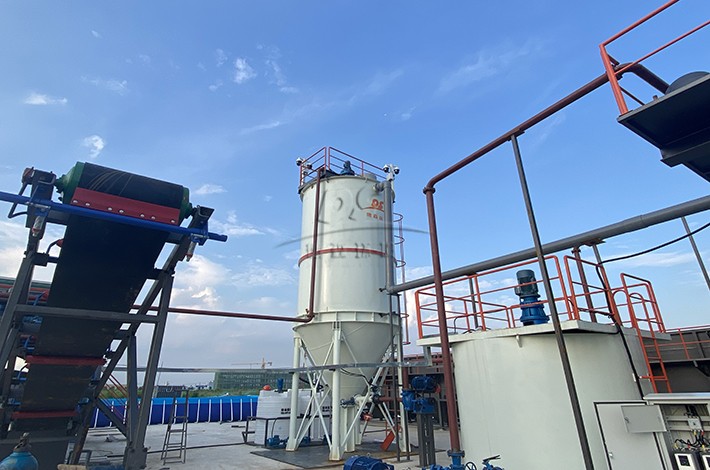 土壤淋洗修復設備安裝現(xiàn)場 土壤淋洗修復設備安裝現(xiàn)場